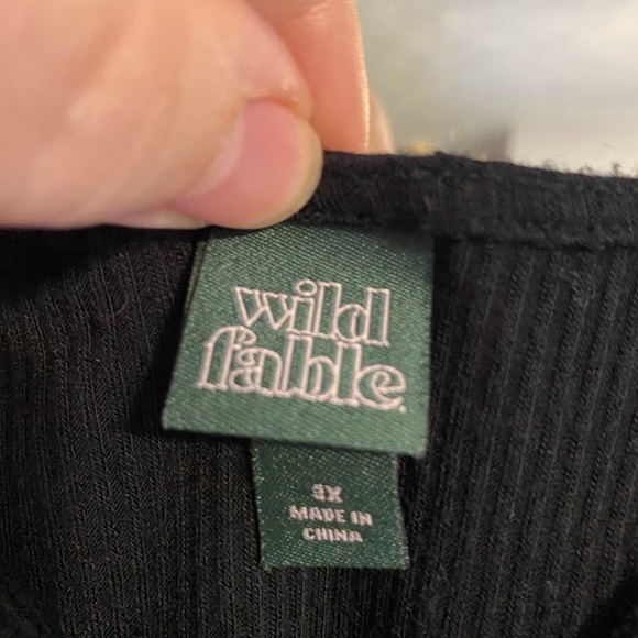 Plus Size bodysuit - Picture 3 of 3